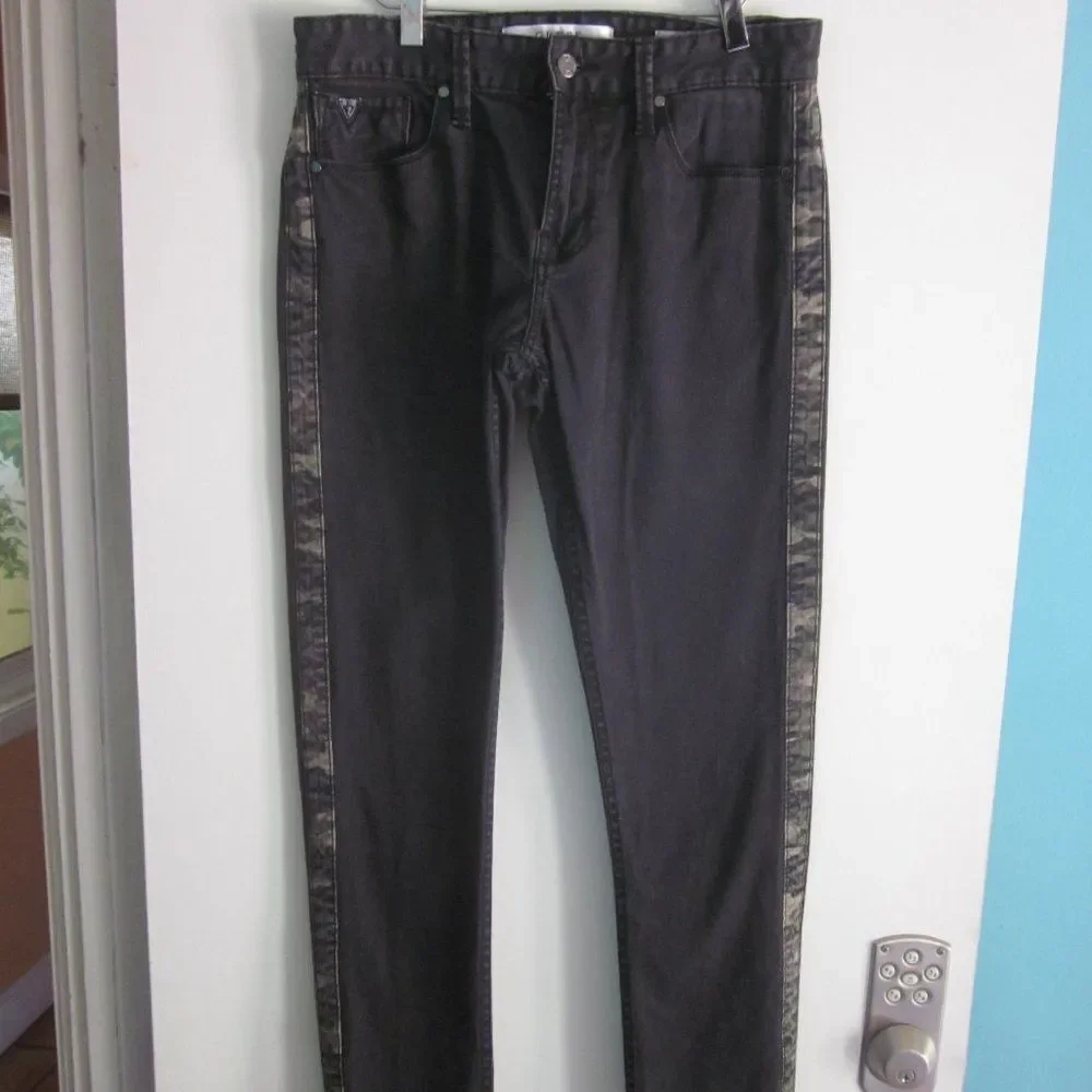 Guess Jeans Unisex Slim Black Denim Mens Size 32 Camo Stripe Detail 31